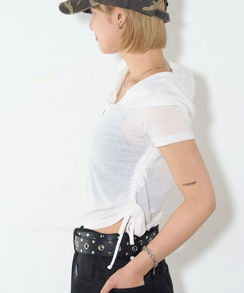 WHO'S WHO gallery(フーズフーギャラリー)の「【新色レース】シアー/レース ヘンリー半袖パーカー(Tシャツ/カットソー・レディース・ブラック/オフホワイト/グレー/ホワイト/ブラック系その他・FREE)」の21枚目の写真