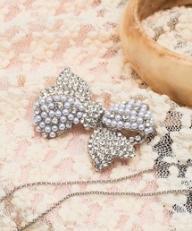ALLURELLE（アリュレル）の「【ALLURELLE】選べるバリエーション リボン フラワー パール モチーフブローチ 結婚式 二次会 パーティー フォーマル オケージョン セレモニー KNF-TP ※（ブローチ/コサージュ）」
