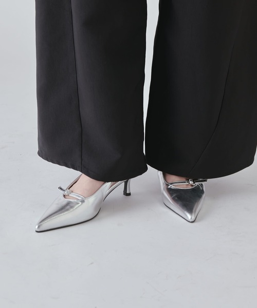 Lui's（ルイス）の「スリングバックストラップミュール（パンプス・レディース・ブラック/シルバー・23.5/24.5）」の9枚目の写真