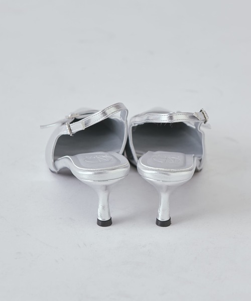 Lui's（ルイス）の「スリングバックストラップミュール（パンプス・レディース・ブラック/シルバー・23.5/24.5）」の14枚目の写真