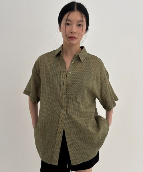 FUULLY STUDIO（フーリィーステューディオ）の「ミニチェックルーズシャツ（シャツ/ブラウス・レディース・グリーン/オフホワイト/ネイビー・FREE）」の3枚目の写真