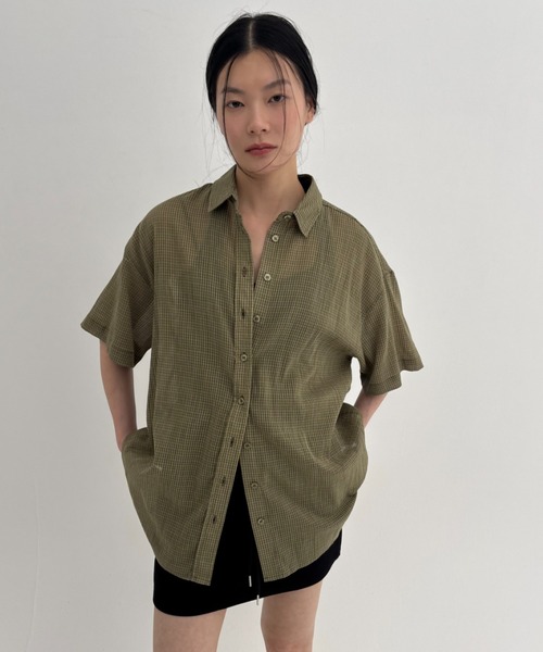 FUULLY STUDIO（フーリィーステューディオ）の「ミニチェックルーズシャツ（シャツ/ブラウス・レディース・グリーン/オフホワイト/ネイビー・FREE）」の16枚目の写真