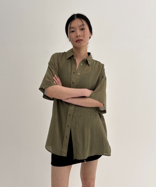 FUULLY STUDIO（フーリィーステューディオ）の「ミニチェックルーズシャツ（シャツ/ブラウス・レディース・グリーン/オフホワイト/ネイビー・FREE）」の17枚目の写真