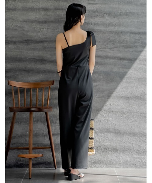 Re:EDIT（リエディ）の「[UVカット][接触冷感][速乾][水陸両用][DAILY SWIM][低身長/高身長サイズ有]ラッシュガードカップ付きアシンメトリーリボンオールインワン[返品交換不可]（水着・レディース・ブラウン/ブラック/グレイッシュベージュ・SHORT/MEDIUM/TALL/LARGE）」の7枚目の写真