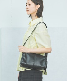 LAKOLE | フェイクレザーソフトスクエアショルダーバッグ / 496897(ショルダーバッグ)