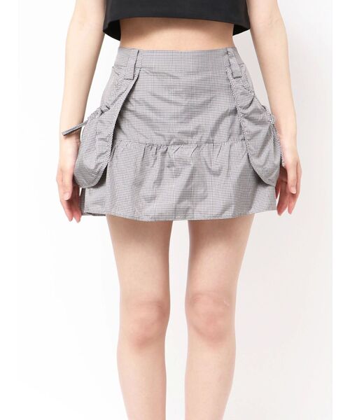 EMODA(エモダ)の「ハングポケットフレアミニスカート(スカート・レディース・その他/ブラック/グレー・FREE)」の3枚目の写真