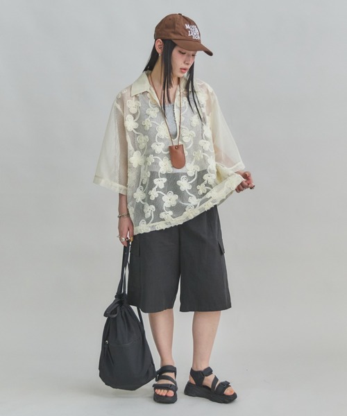 MIRROR STOKE(ミラーストーク)の「【ZOZO限定】FLOWER MESH TOPS/フラワーメッシュトップス(シャツ/ブラウス・レディース・ブラック/アイボリー・MEDIUM)」の20枚目の写真