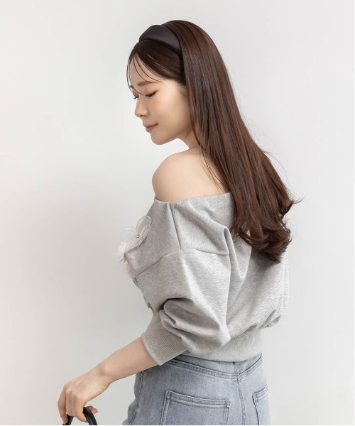 RANDA（ランダ）の「フラワーオフショルスウェット（Tシャツ/カットソー・レディース・ベージュ/ホワイト/グレー・FREE/FT）」の10枚目の写真