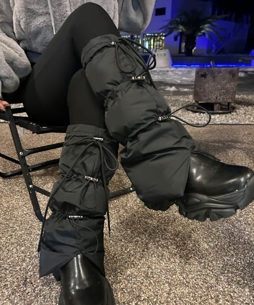 ipugo（イプゴ）の「ipugo  ダウンレッグウォーマー（レッグウォーマー・レディース・ブラック/グレー・FREE）」の2枚目の写真