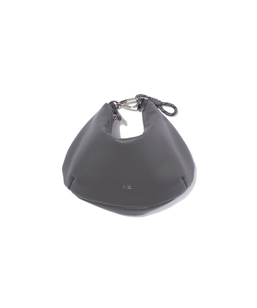 F/CE. （エフシーイー）の「F/CE. TECH LEATHER CROSS BODY POCHETTE / エフシーイー テックレザー クロスボディポシェット（ショルダーバッグ・メンズ・アイボリー/ブラック/チャコール・FREE）」の7枚目の写真