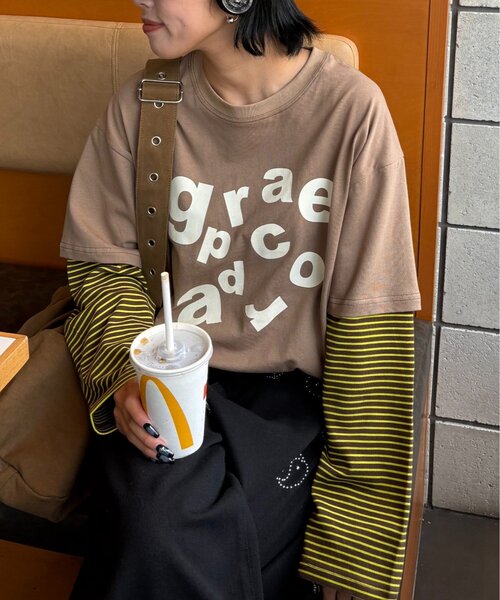 CIAOPANIC TYPY（チャオパニックティピー）の「【UNISEX】レイヤードボーダーロゴロンTEE（Tシャツ/カットソー・レディース・グレー/ブラウン/ライトグレー/ホワイト・LARGE/MEDIUM）」の4枚目の写真