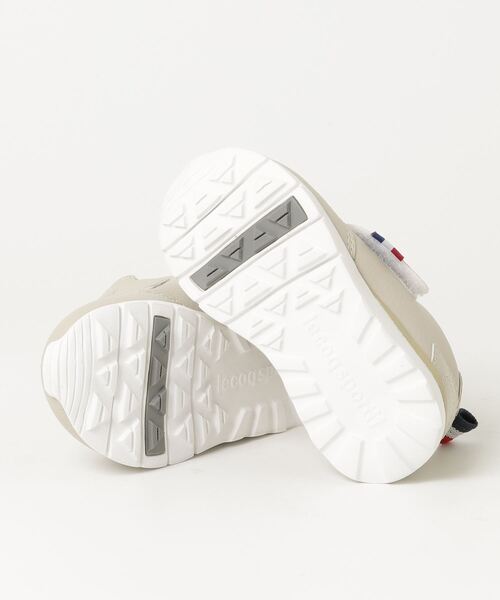 le coq sportif（ルコックスポルティフ）の「ラ セギュール F（スニーカー・キッズ・ベージュ系その他/ホワイト×シルバー・13.5cm/14.0cm/14.5cm/15.0cm/15.5cm/16.0cm/16.5cm/17.0cm/17.5cm/18.0cm/13.0cm）」の13枚目の写真