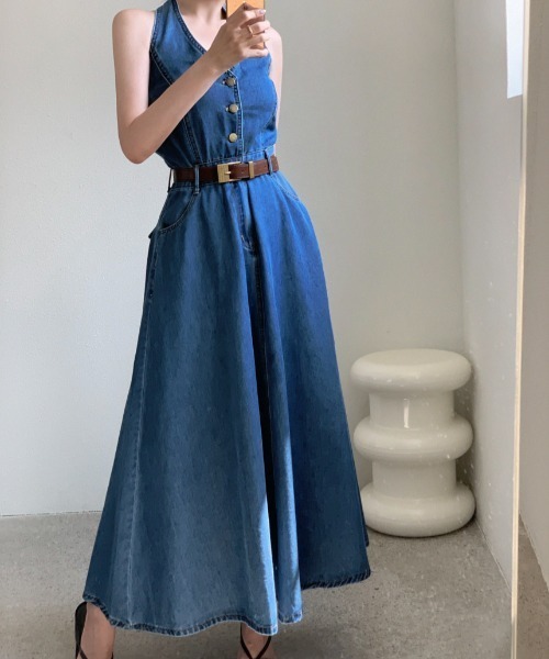 FAVORITO(ファヴォリート)の「ノースリーブデニムワンピース(ワンピース・レディース・ブルー・F)」の7枚目の写真