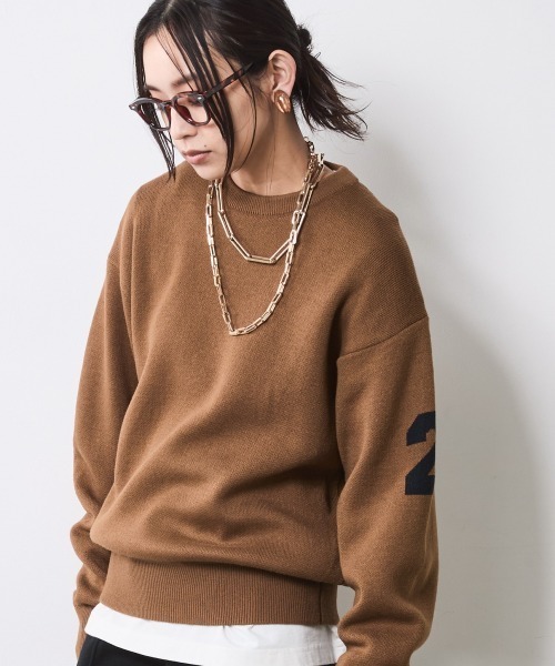 CHIC STYLE（シックスタイル）の「バックロゴジャガードニットプルオーバー＜大きいサイズ有＞シックスタイル（ニット/セーター・レディース・ブラック/グレー/ブラウン・M/L/LL/3L/4L/5L）」の3枚目の写真