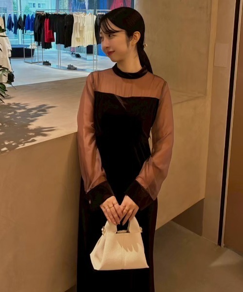 ベロアマーメイドドレス（ドレス）｜NEUNA（ヌナ）のファッション通販