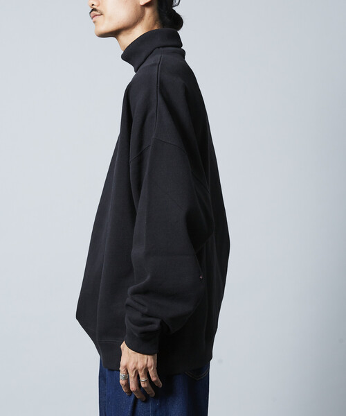 FREAK'S STORE（フリークスストア）の「限定展開 12oz ヘビーウェイト ビッグシルエット タートルネックスウェット（スウェット・メンズ・ブラック/ネイビー/アッシュグレー/スミクロ/杢グレー・SMALL/MEDIUM/LARGE）」の13枚目の写真