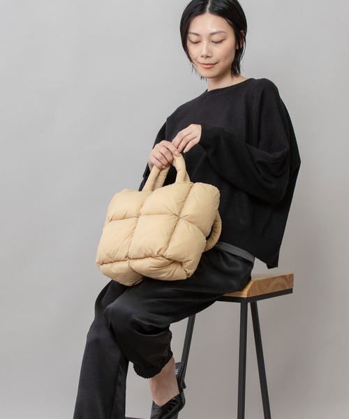 Munich(ミューニック)の「パファートートバッグ(トートバッグ・レディース・ベージュ/ブラウン/ブラック/グレー・FREE)」の6枚目の写真