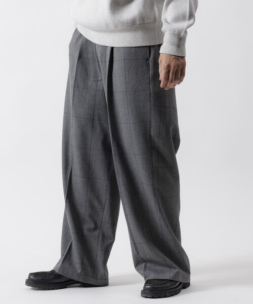 FREAK'S STORE（フリークスストア）の「FREAK’S STORE/フリークスストア ワイドストレートシルエット ワンタック スラックスパンツ【セットアップ対応】（スラックス・メンズ・ブラウン/グレー/ブラック/ダークグレー/ブラック系その他・SMALL/MEDIUM/LARGE）」の14枚目の写真