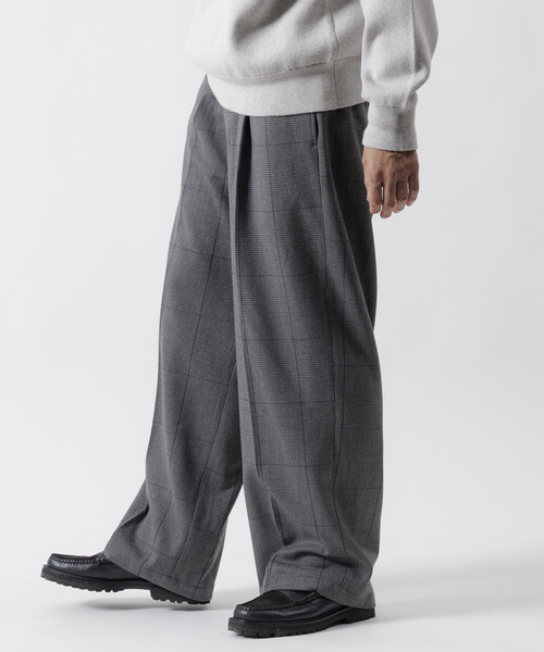 FREAK'S STORE（フリークスストア）の「FREAK’S STORE/フリークスストア ワイドストレートシルエット ワンタック スラックスパンツ【セットアップ対応】（スラックス・メンズ・ブラウン/グレー/ブラック/ダークグレー/ブラック系その他・SMALL/MEDIUM/LARGE）」の15枚目の写真