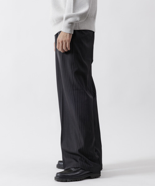 FREAK'S STORE（フリークスストア）の「FREAK’S STORE/フリークスストア ワイドストレートシルエット ワンタック スラックスパンツ【セットアップ対応】（スラックス・メンズ・ブラウン/グレー/ブラック/ダークグレー/ブラック系その他・SMALL/MEDIUM/LARGE）」の21枚目の写真