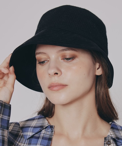 REDYAZEL（レディアゼル）の「バックベルトバケットハット（ハット・レディース・レッド/ブラック/チャコールグレー・FREE）」の7枚目の写真