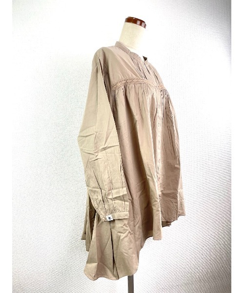 Rydia(リディア)の「ピンタックラウンドブラウス(Tシャツ/カットソー・レディース・ブラック/ベージュ/マスタード・M)」の18枚目の写真