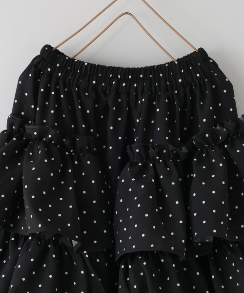 LOWRYS FARM（ローリーズファーム）の「ドットティアードロングスカート　601915（スカート・キッズ・ブラック/ホワイト・130cm/120cm/110cm/150cm/140cm）」の3枚目の写真