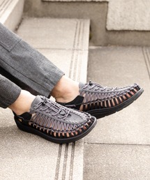 KEEN（キーン）の「UNEEK   ユニーク   メンズ スニーカーサンダル（サンダル）」