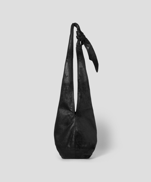 anggae（アンゲ）の「anggae/アンゲ  TIED COCOON SAC 光沢 ショルダーバッグ（ショルダーバッグ・レディース・ブラック/ブラウン・FREE）」の5枚目の写真