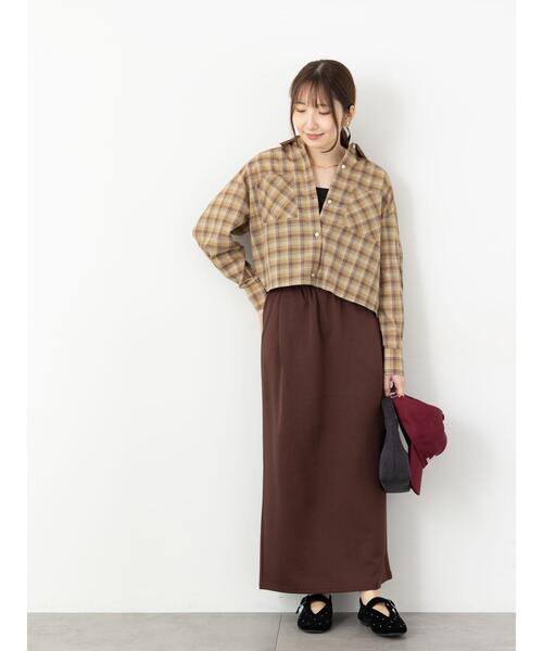 Te chichi TERRASSE(テチチテラス)の「アソートクロップドシャツ(シャツ/ブラウス・レディース・オフホワイト/ネイビー/ブルー/ベージュ・F)」の6枚目の写真