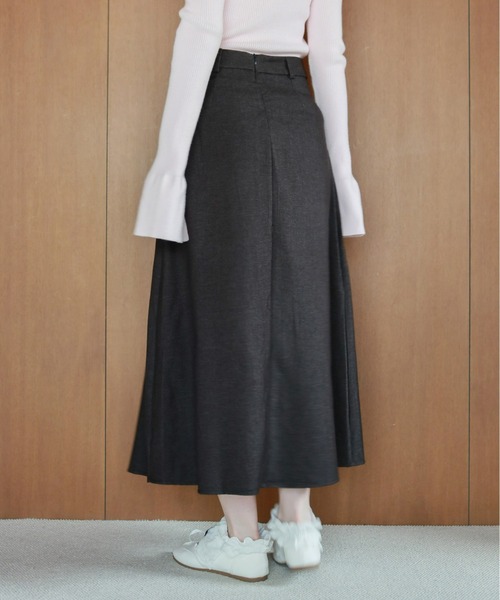 mic by Olu.（ミックバイオルドット）の「デニムライクプリーツスカート（スカート・レディース・ブルー/ブラック・FREE）」の4枚目の写真