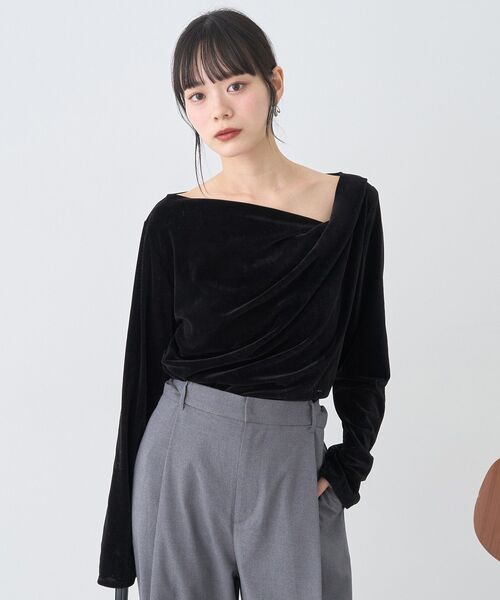 earth music&ecology（アースミュージックアンドエコロジー）の「シアーベロアドレープネックプルオーバー（Tシャツ/カットソー・レディース・ベージュ/ブラウン/ブラック・FREE）」の19枚目の写真