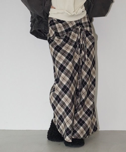 chuclla(チュクラ)の「フロントギャザーチェックスカート chw25a099(スカート・レディース・チェック・S/M)」の1枚目の写真