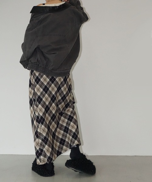 chuclla(チュクラ)の「フロントギャザーチェックスカート chw25a099(スカート・レディース・チェック・S/M)」の4枚目の写真