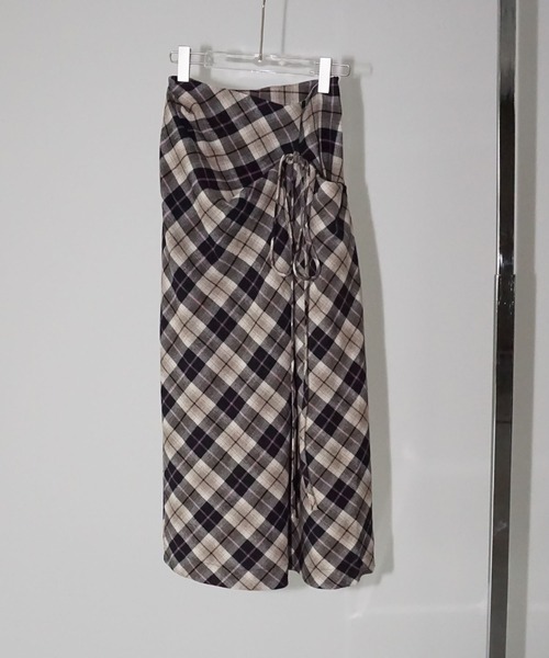 chuclla(チュクラ)の「フロントギャザーチェックスカート chw25a099(スカート・レディース・チェック・S/M)」の13枚目の写真