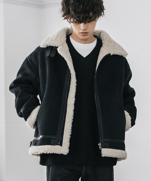 Rocky Monroe（ロッキーモンロー）の「オーバーサイズ B-3フェイク