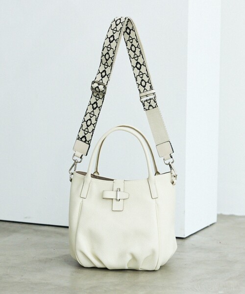 LOWELL things（ロウェル　シングス）の「【単品】テープショルダー/オリジナル柄（シルバー金具）（ショルダーバッグ・レディース・アイボリー・フリー）」の8枚目の写真