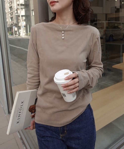 CORNERS(コーナーズ)の「マットベロアボートネックトップス(Tシャツ/カットソー・レディース・ブラウン/ブラック/アイボリー/グレイッシュベージュ・M)」の19枚目の写真