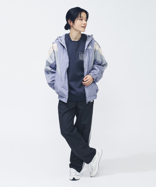 adidas（アディダス）の「アディダス adidas バービージ ルーズフィット フリース クルーネック スウェットシャツ（スウェット・レディース・ホワイト/ライトグレー/ネイビー・S/M/L/XL）」の10枚目の写真