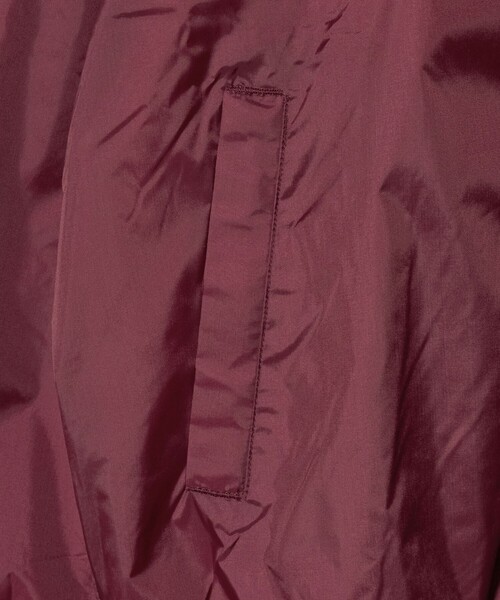 6（ロク）の「＜6(ROKU)＞フーデッド ナイロン ジャケット WINE（その他アウター・レディース・ワイン・M/S）」の7枚目の写真