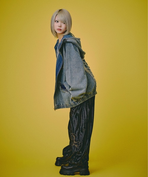 GALFY（ガルフィー）の「GALFY-ぐるグニャデニムパーカー（デニムジャケット・メンズ・ブラック/ブラウン/ブルー・XL/L）」の4枚目の写真