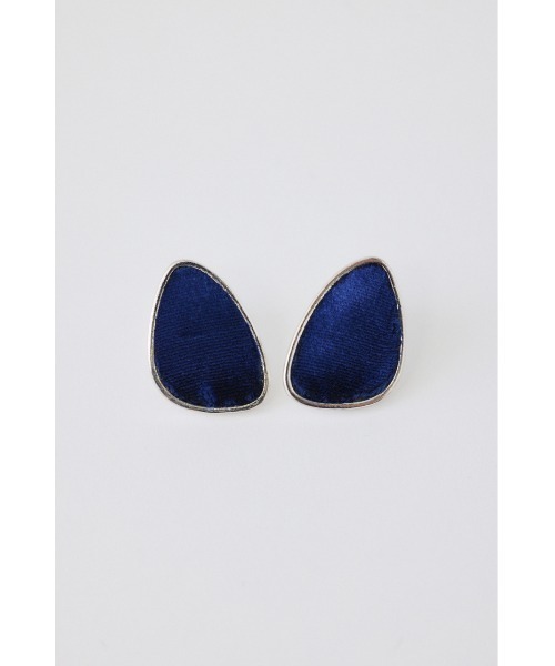 RIM.ARK（リムアーク）の「Velvet pierce ベルベットピアス（ピアス（両耳用）・レディース・ネイビー/ブラック・FREE）」の2枚目の写真