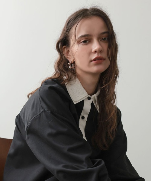 at.(アット)の「【at.】ぷっくりスターピアス(ピアス(両耳用)・レディース・ゴールド/シルバー・ONE SIZE)」の4枚目の写真