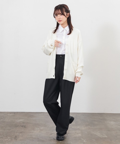 Honeys（ハニーズ）の「Ｖネックカーディガン（カーディガン/ボレロ・レディース・アイボリー/ブラック/杢グレー/ピンク/ネイビー・L/LL/M/S）」の6枚目の写真