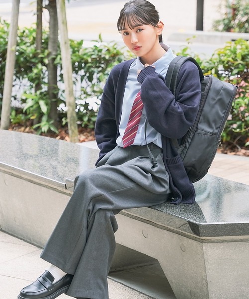 Honeys（ハニーズ）の「Ｖネックカーディガン（カーディガン/ボレロ・レディース・アイボリー/ブラック/杢グレー/ピンク/ネイビー・L/LL/M/S）」の13枚目の写真