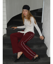 ETMON（エトモン）の「Lined Track Pants, Wine（スウェットパンツ）」