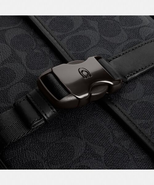 COACH(コーチ)の「リーグ メッセンジャー バッグ・シグネチャー キャンバス(メッセンジャーバッグ・メンズ・ブラック系その他・ONE)」の8枚目の写真