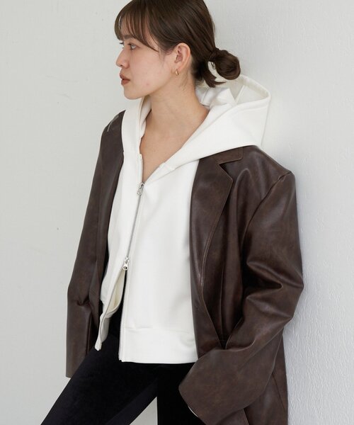 SHENERY（シーナリー）の「ダブルジップフーディー（パーカー・レディース・オフホワイト/グレー・FREE）」の2枚目の写真