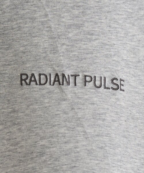 SHENERY（シーナリー）の「ダブルジップフーディー（パーカー・レディース・オフホワイト/グレー・FREE）」の11枚目の写真