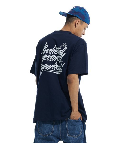 CREAM SODA LAB(クリームソーダラボ)の「バスケットボールレッスン.1 半袖Tシャツ ネイビー ホワイト(Tシャツ/カットソー・メンズ・その他・LARGE/MEDIUM/X-LARGE/XX-LARGE)」の5枚目の写真